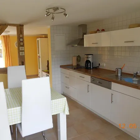 Апартаменты Ferienwohnung Amelie Цингст